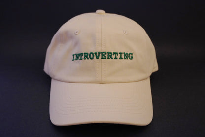 Introverting Cap